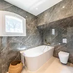 Sumptuous - Ac- 6br- 12p- Apartment