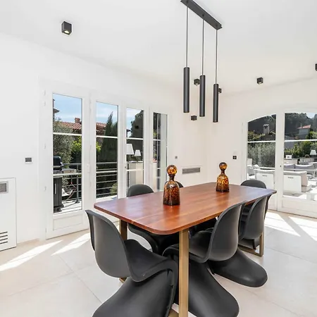 Sumptuous - Ac- 6br- 12p- Apartment