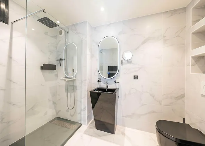 شقة Sumptuous - Ac- 6br- 12p- *