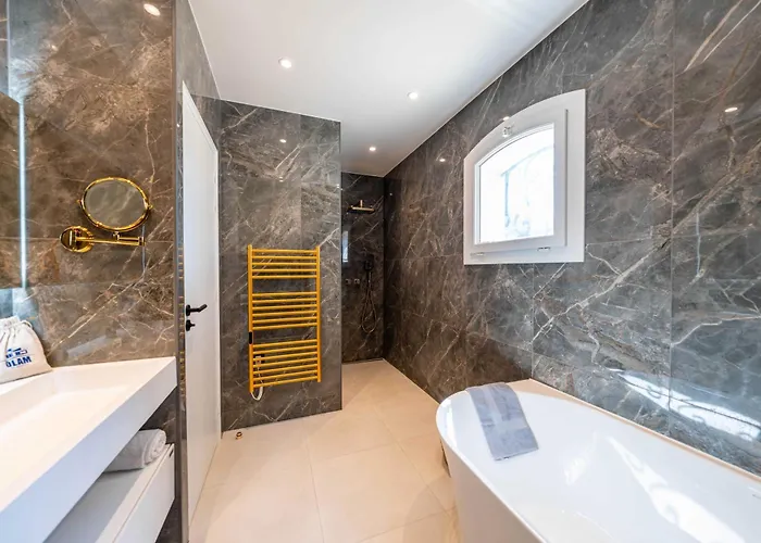 Sumptuous - Ac- 6br- 12p- كان